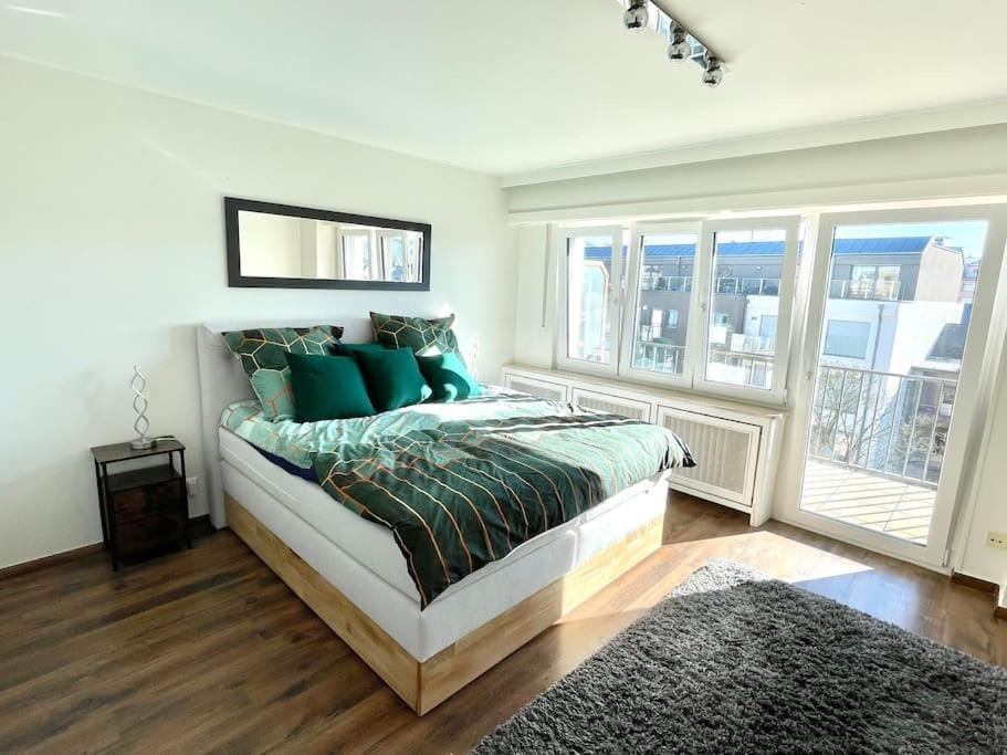 Big Penthouse 2 Bedrooms In Center With Parking And Largeterrace-41 Luxembourg Ngoại thất bức ảnh